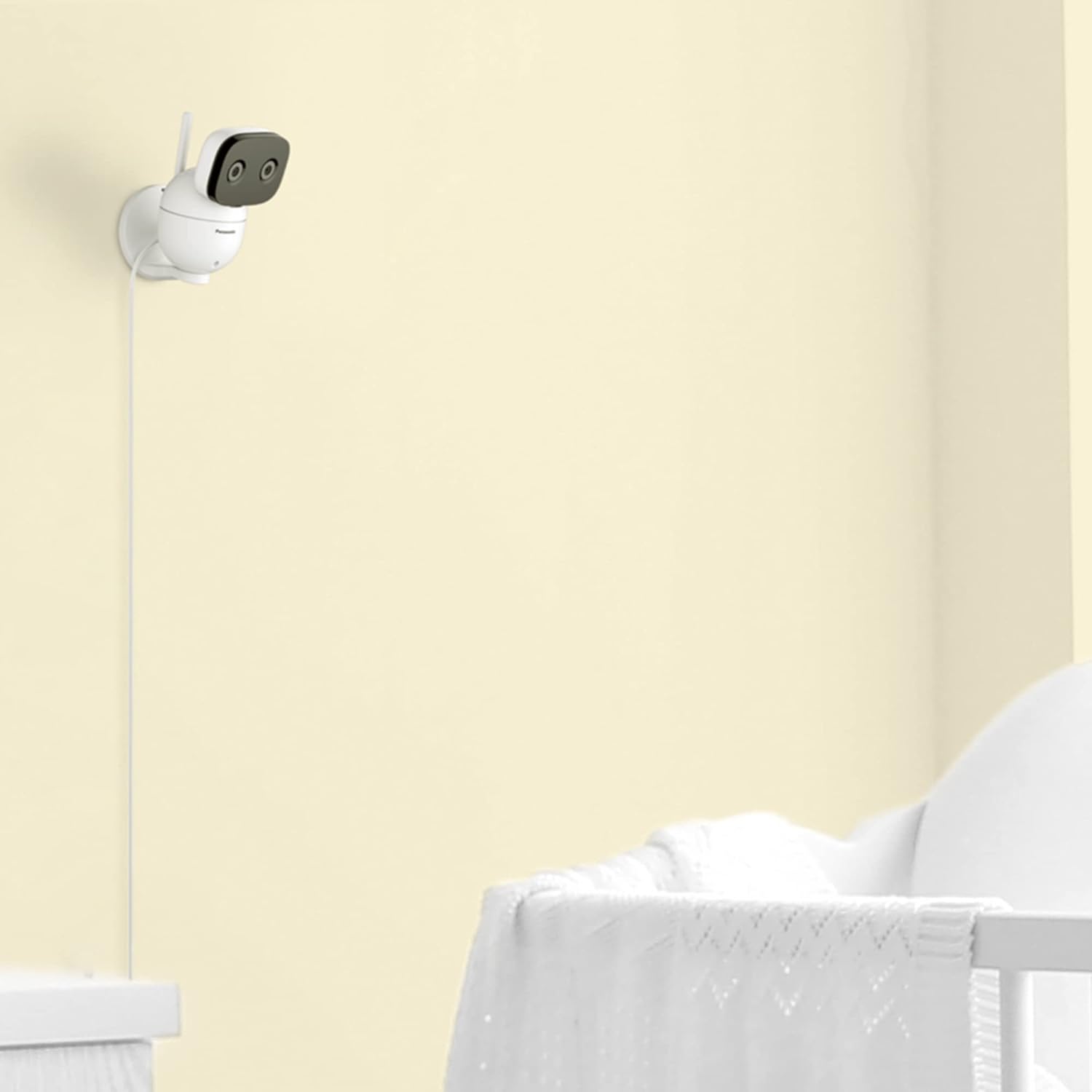 Panasonic Video Baby Monitor with Remote Camera KX-HNC301W thumbnail
