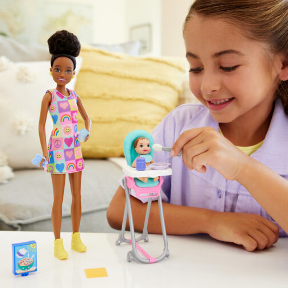 Barbie Skipper Doll & Playset with Accessories HTK34 thumbnail