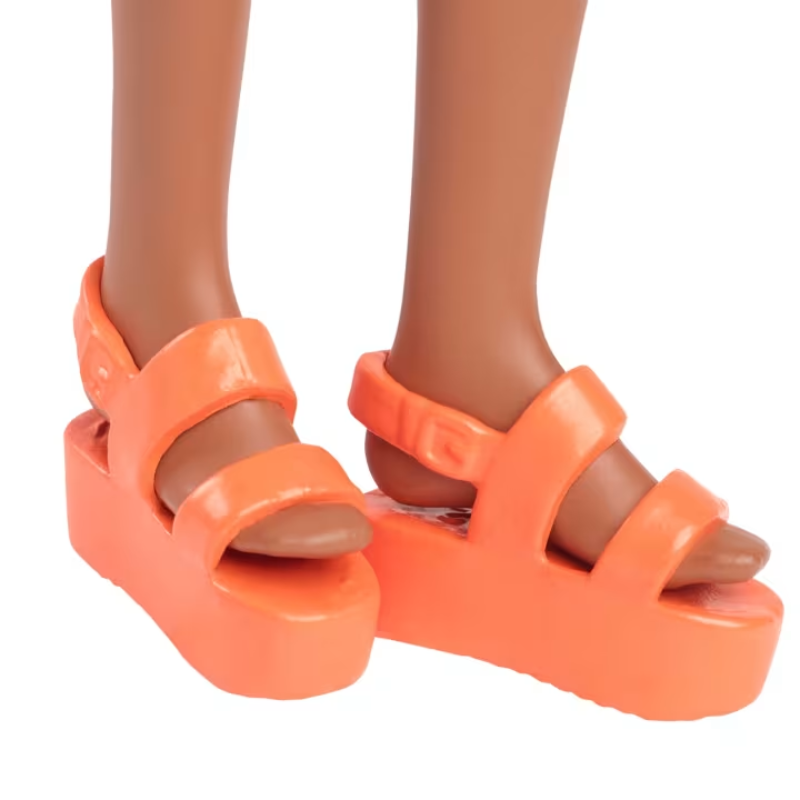 Barbie Fashionistas Doll #233 with Black Hair HYT91 thumbnail