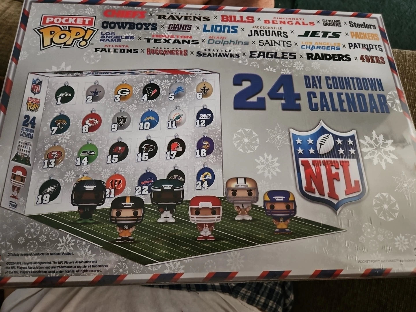 FUNKO Pocket Pop! NFL 24Day Countdown Calendar Holiday Advent Calendar with 24 Mini Collectible Figures thumbnail
