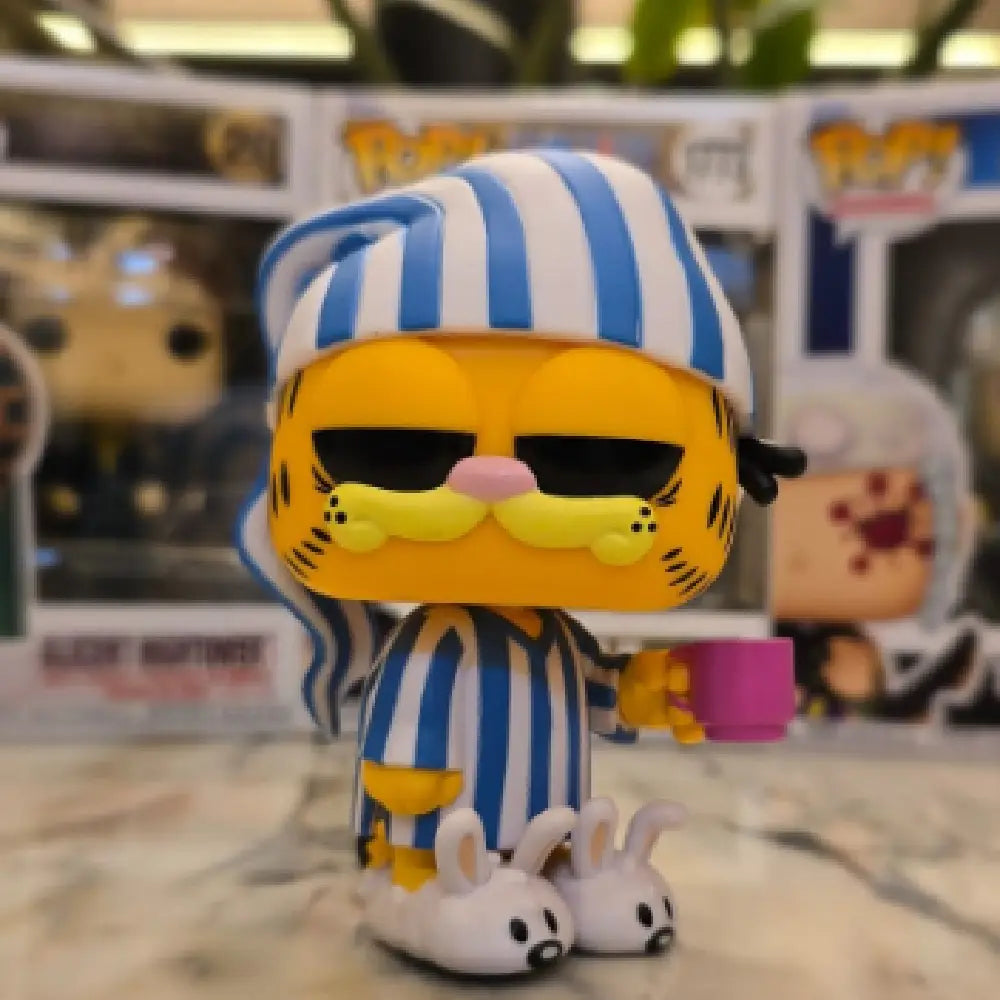 Funko Pop! Comics: Garfield - Garfield with Mug F-80162 thumbnail
