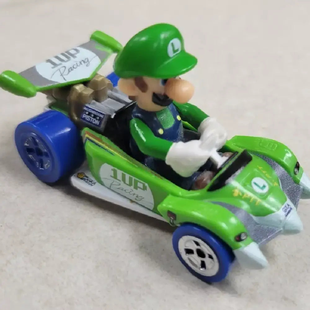 Hot Wheels Mario Kart Luigi Circuit Special GRN18 thumbnail