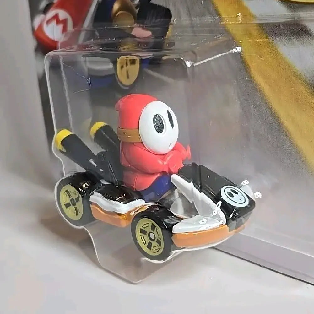 Hot Wheels Mario Kart Shy Guy Standard Kart GRN25 thumbnail