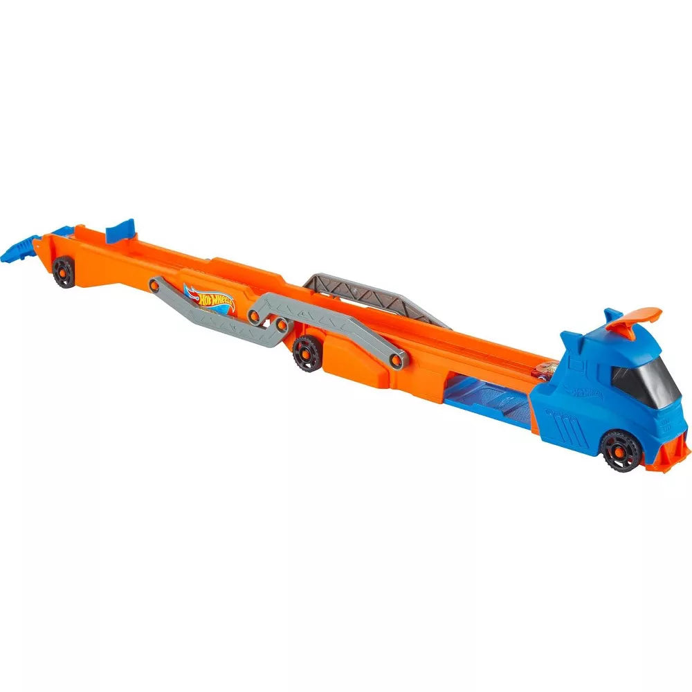 Hot Wheels City Extend N' Stunt Hauler Track Set thumbnail