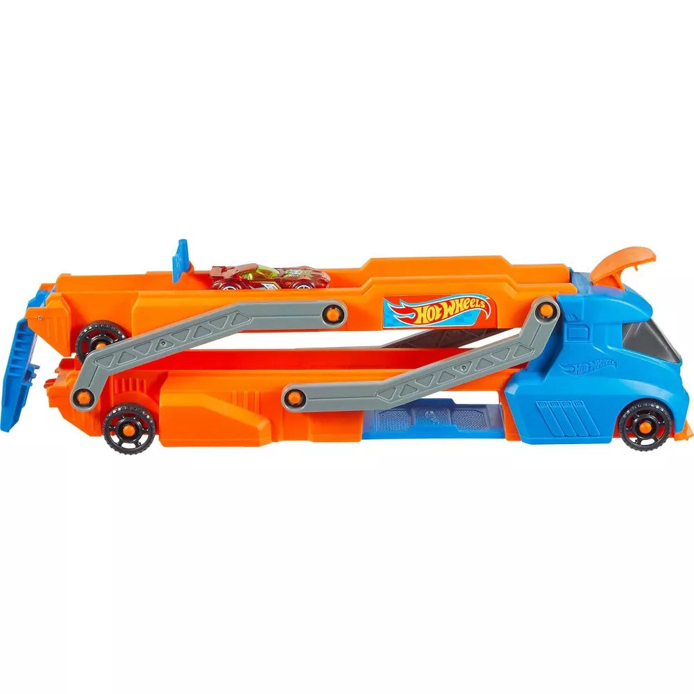 Hot Wheels City Extend N' Stunt Hauler Track Set thumbnail
