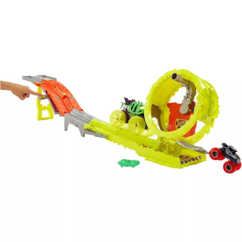 Hot Wheels Monster Trucks Power Smashers Charge & Chase Challenge Track Set With Oversized Skelesaurus, 1:64 Scale Bone Shaker & 2 Crushed Cars thumbnail