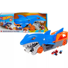 Hot Wheels Shark Chomp Transporter Playset with 1 Toy Car in 1:64 Scale