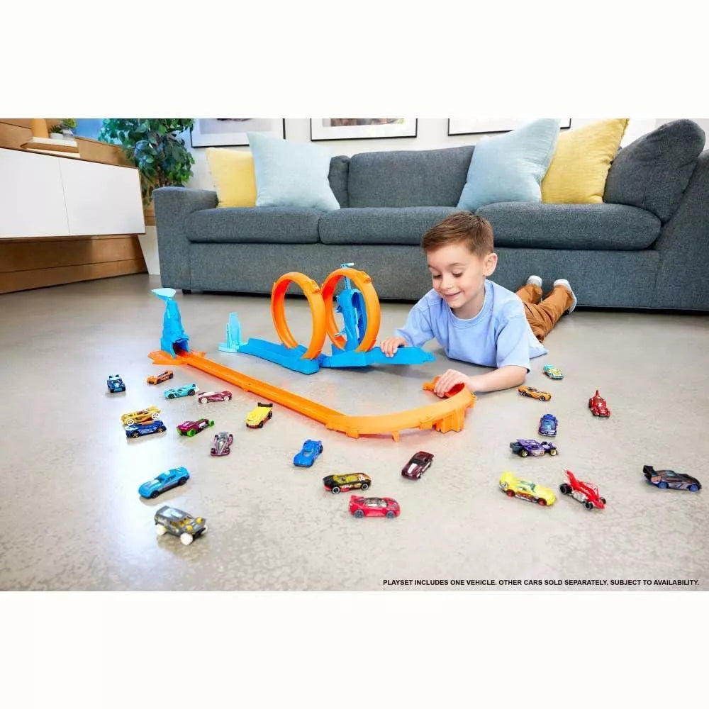 Hot Wheels Triple Loop Track Set with 1:64 Scale Vehicle thumbnail
