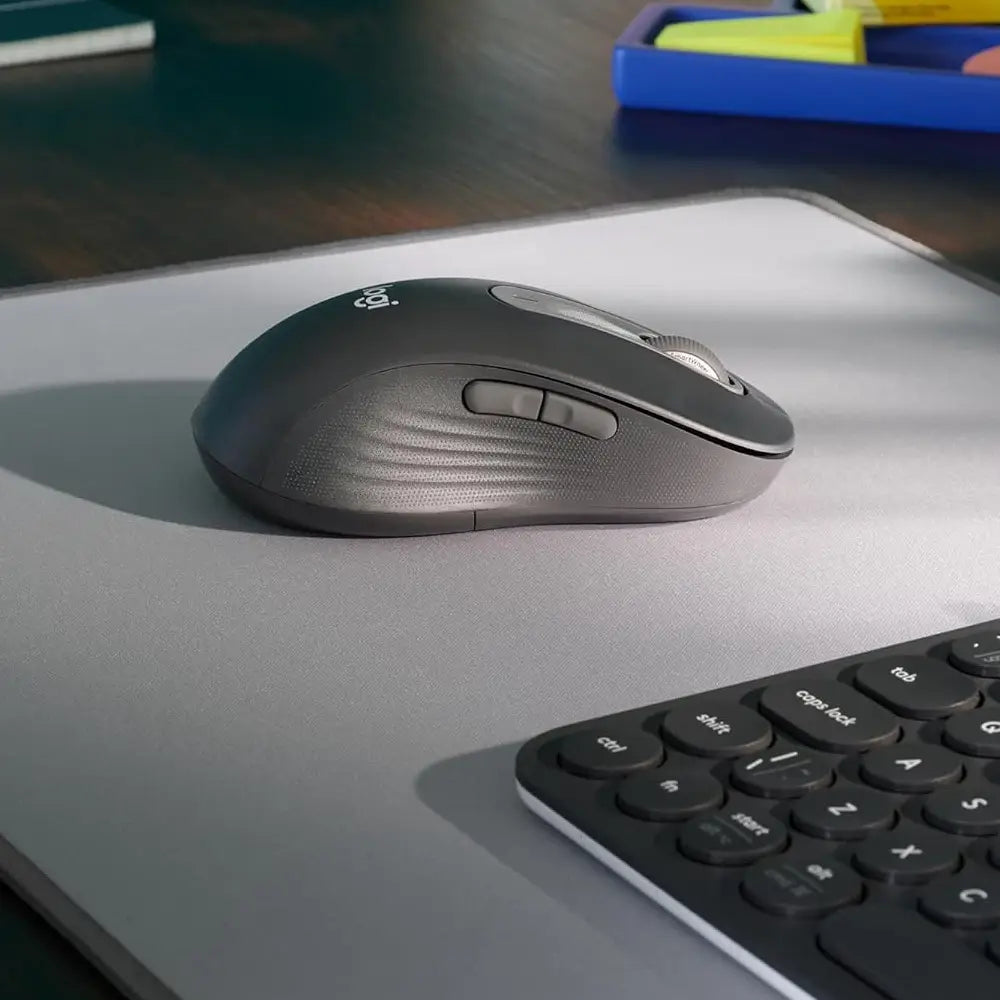 Logitech Signature M650 L Left Wireless Mouse 910-006234 thumbnail