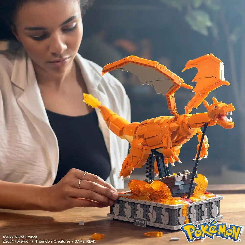 MEGA Pokémon Building Toys Set Motion Charizard with 1664 Pieces thumbnail