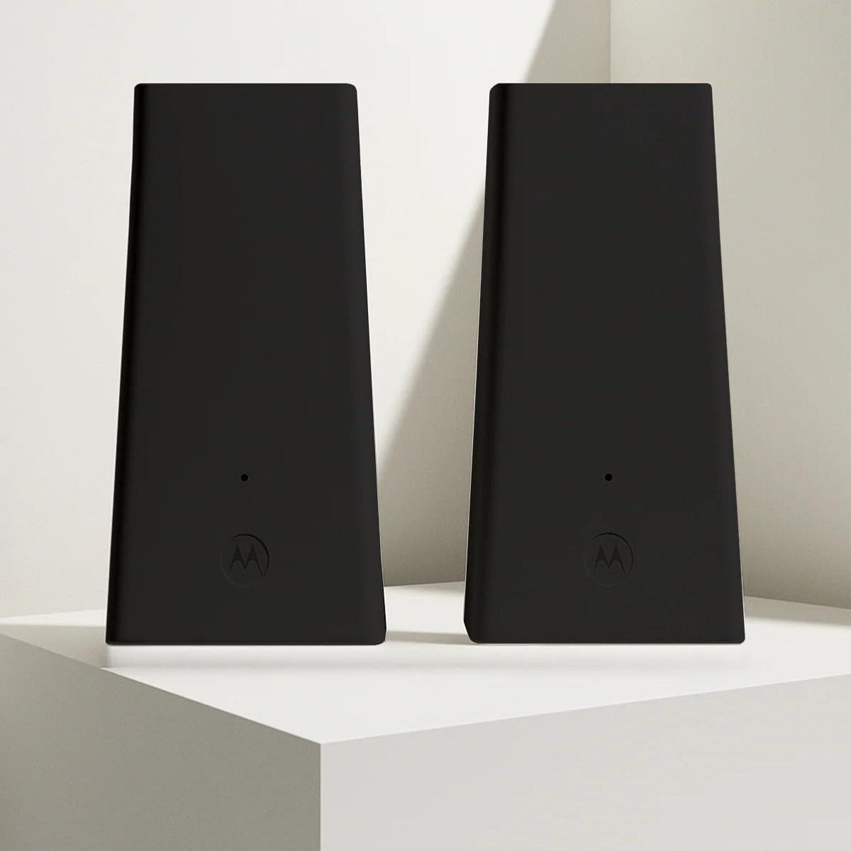 Motorola MQ20 WiFi 6E Router with Easy Mesh, Tri-Band 8.4 Gbps Speed, 3000 sq. ft Coverage, White, Dual Pack thumbnail