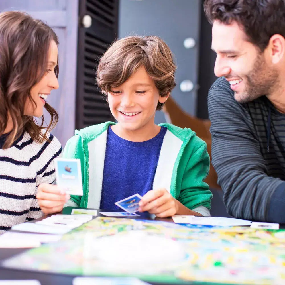 The Game of Life Classic Board Game  F0800 thumbnail