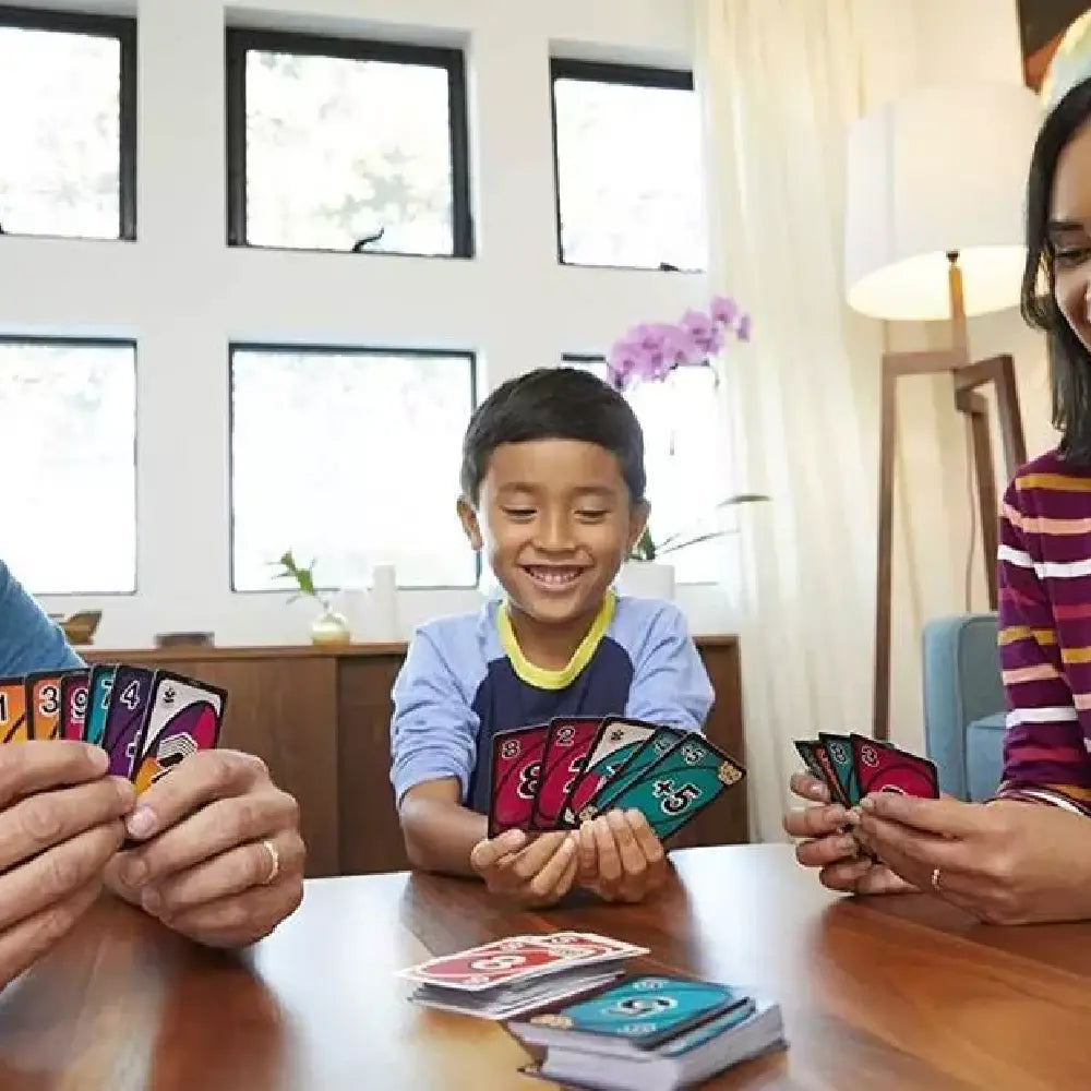 UNO FLIP Card Game in Storage Tin thumbnail