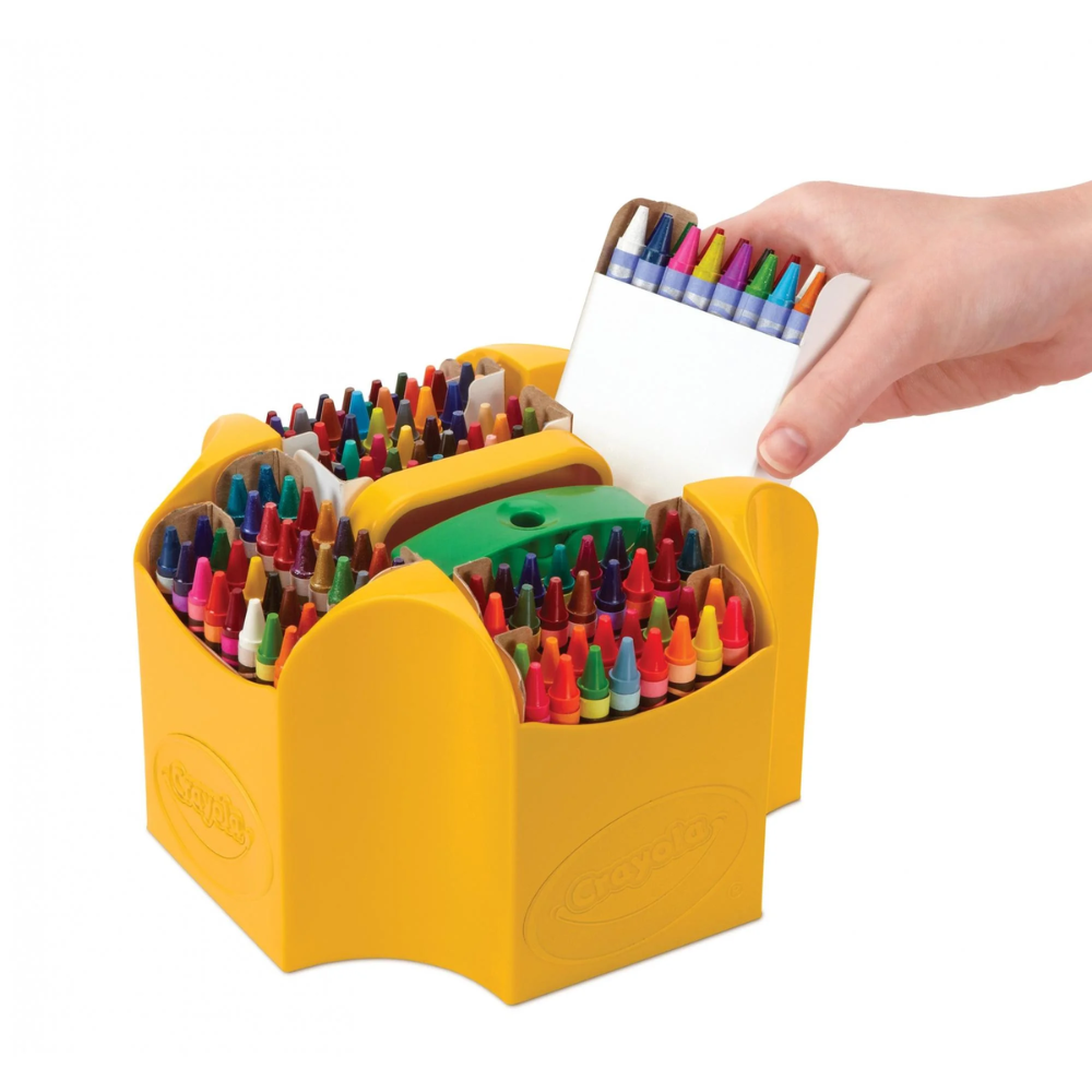 Crayola Ultimate Crayon Collection 152 Pieces 52-0030 thumbnail