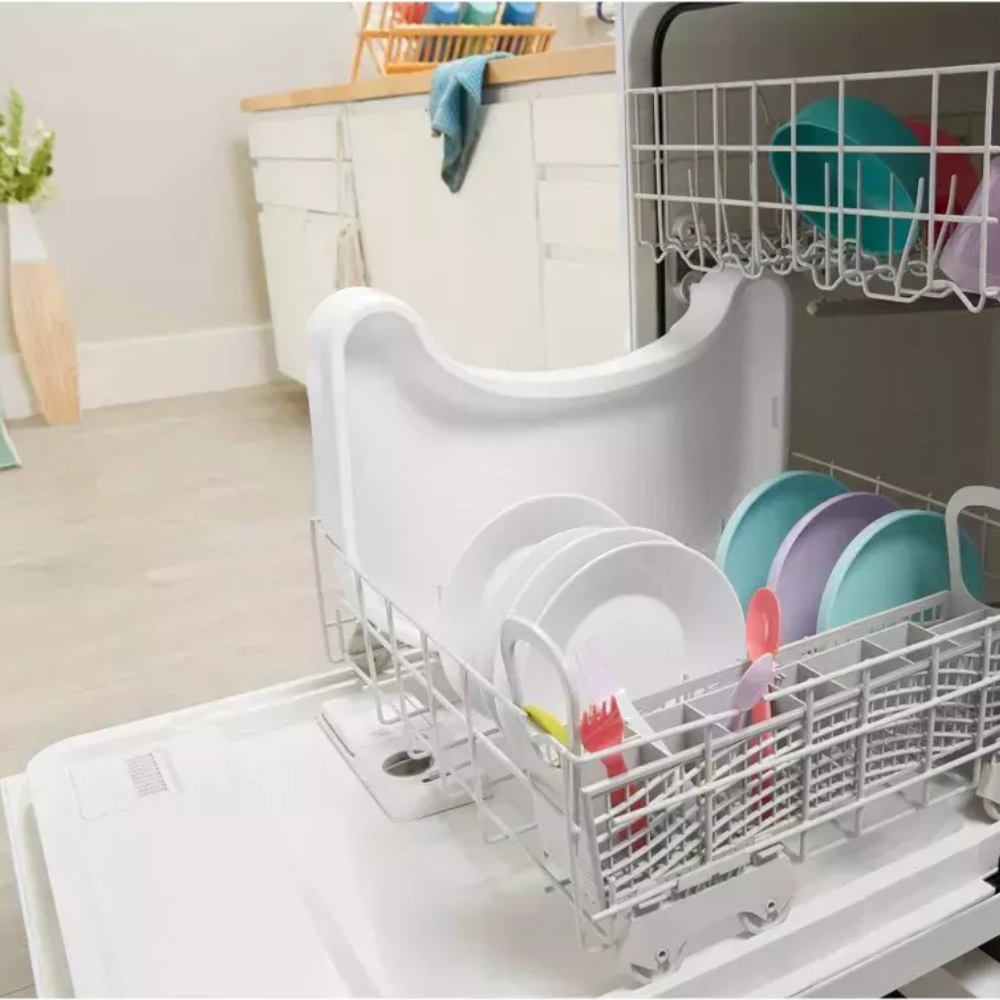 Fisher-Price SpaceSaver High Chair Berry Collection thumbnail