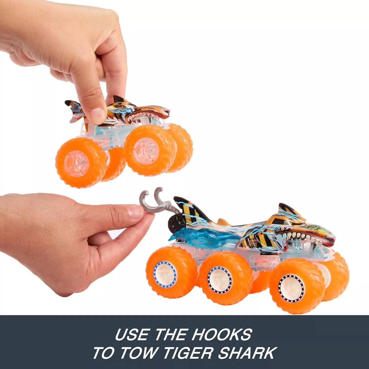 HOT WHEELS MONSTER TRUCKS BIG RIG MULTIPACK HYJ29 thumbnail